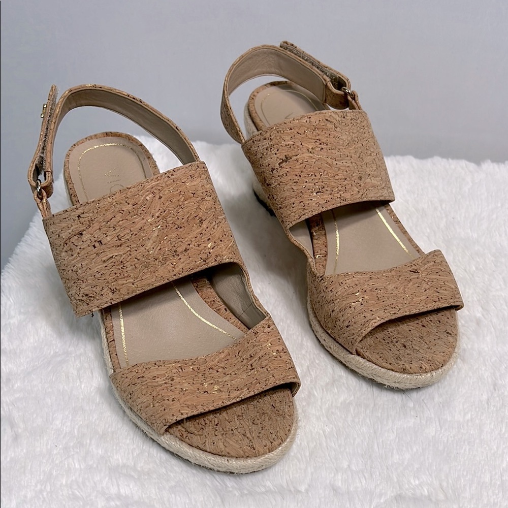 Vionic Brooke Cork Slingback Espadrille Wedge Sandal size 7 - Picture 2 of 14